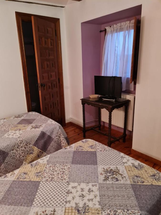 Restaurante Hotel Rural Papasol アタプエルカ エクステリア 写真